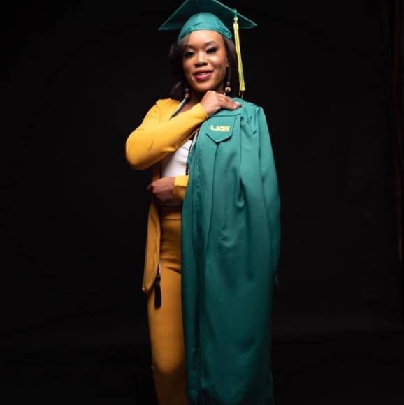 Meet your Posher, Yendis - Picture 1 of 1